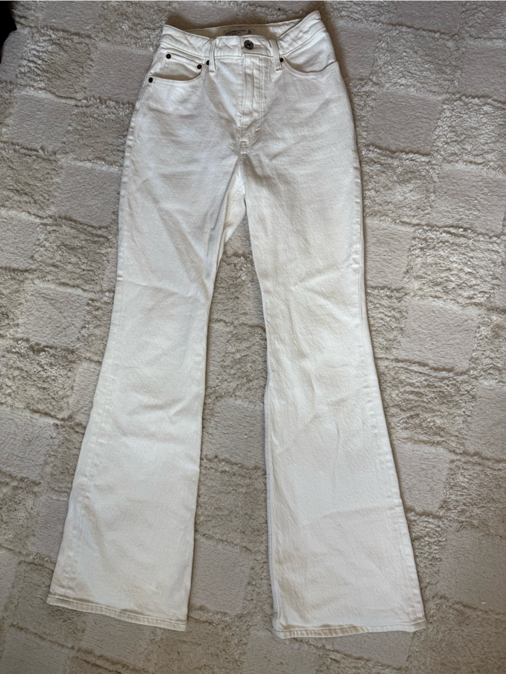 Abercrombie & Fitch Off White VTG Flare High Rise Jeans Curve Love 24